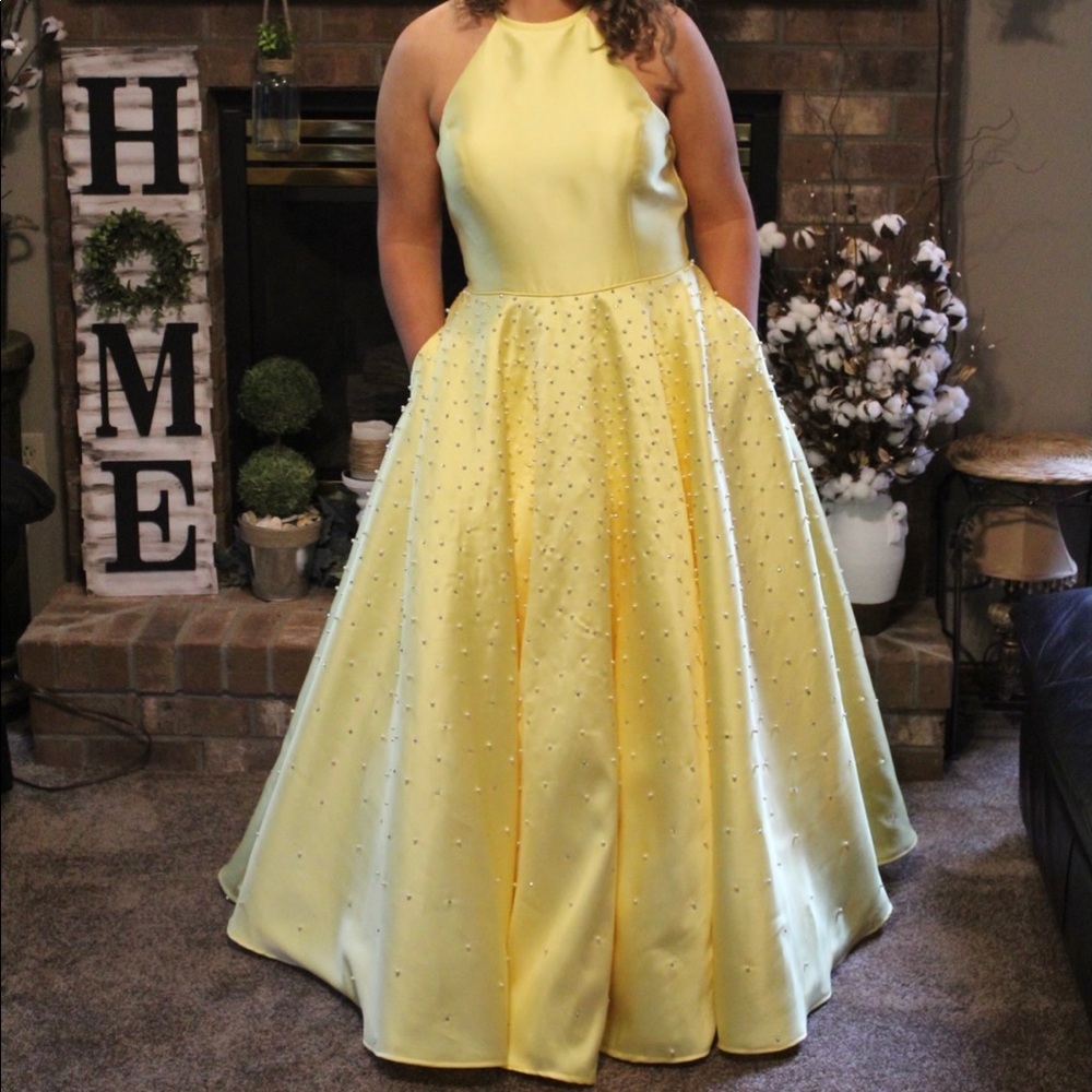 SHERRI HILL Yellow Prom Gown